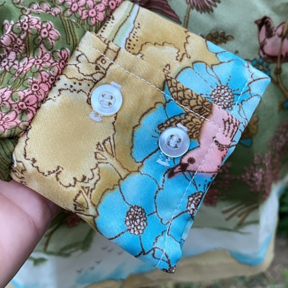 Vintage 70s novelty button down, dagger collar - Picture 8 of 9